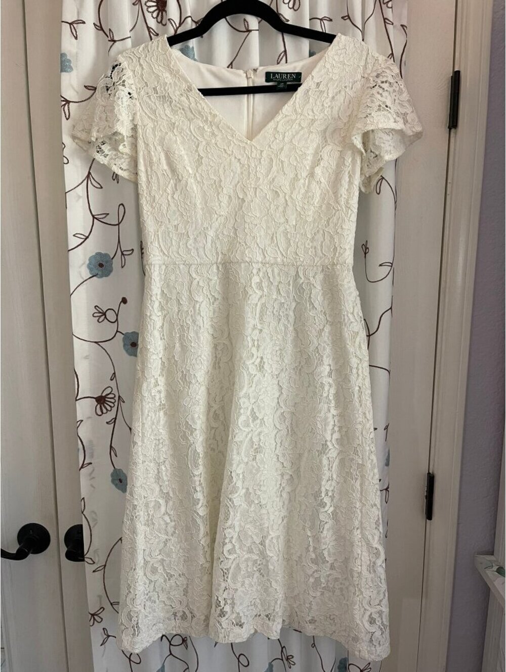 LIKE NEW Sz 4P Lauren Ralph Lauren Ivory Lace Midi Dress